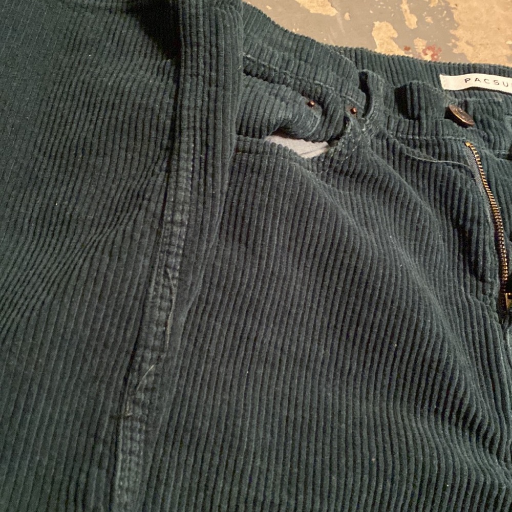 PacSun Slim Taper Green Corduroy Pants - 30x32 - Picture 5 of 5